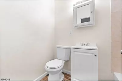 366 Badger Ave, Newark, NJ 07112 - Photo 17