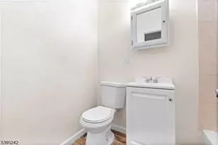 366 Badger Ave, Newark, NJ 07112 - Photo 17