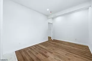 75 Washington St, East Orange, NJ 07017 - Photo 23