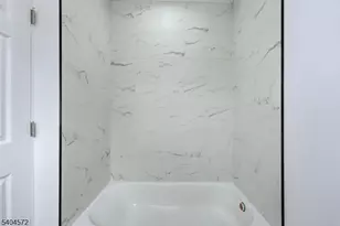 75 Washington St, East Orange, NJ 07017 - Photo 11