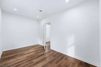 75 Washington St, East Orange, NJ 07017 - Photo 9