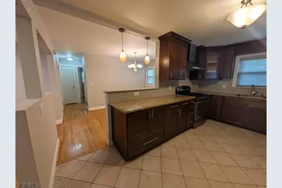 50 Kipp Ave, Elmwood Park, NJ 07407 - Photo 5