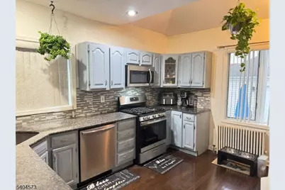 401 Woodland Ave, Roselle Park, NJ 07204 - Photo 7