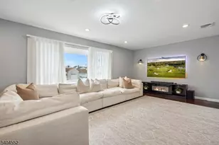 2389 Steuben St, Union Township, NJ 07083 - Photo 3