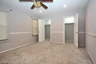 129 Hampton Ct, Franklin Township, NJ 08873 - Photo 15