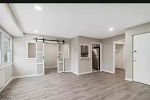 188 Park St, East Orange, NJ 07017 - Photo 7