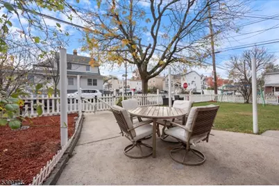 593 Broad St, Carlstadt, NJ 07072 - Photo 27