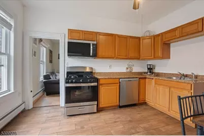 593 Broad St, Carlstadt, NJ 07072 - Photo 7