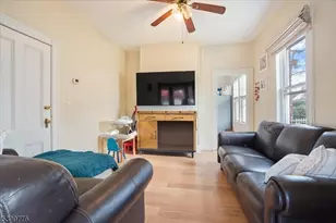 593 Broad St, Carlstadt, NJ 07072 - Photo 5