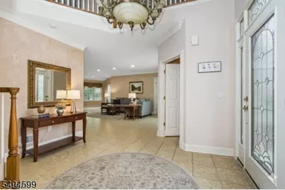 35 Hancock Pl, Franklin Township, NJ 08873 - Photo 11