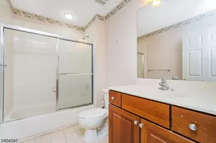 35 Hancock Pl, Franklin Township, NJ 08873 - Photo 35