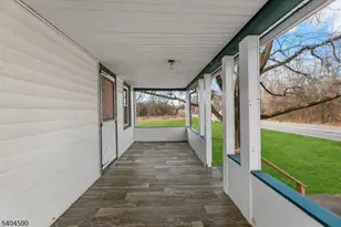 110 Mine St, Raritan Township, NJ 08822 - Photo 5