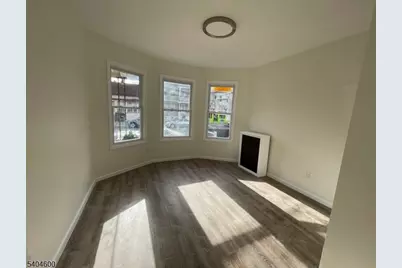 411 21st Ave, Paterson, NJ 07513 - Photo 5