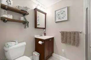 1 Onuma Ct, Vernon, NJ 07462 - Photo 11