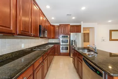 136 Hickory Hill Blvd #101, Totowa, NJ 07512 - Photo 13