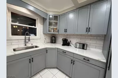 1090 Salem Rd, Union Township, NJ 07083 - Photo 39