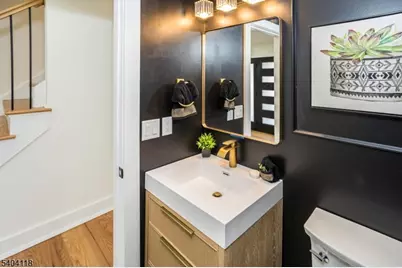 415 Mount Prospect Ave, Clifton, NJ 07012 - Photo 15