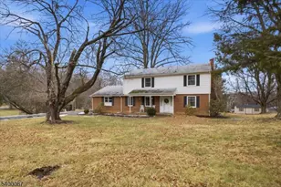 97 Sky View Dr, Washington Township, NJ 07882 - Photo 3