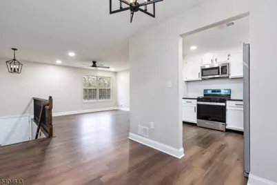 608 Dunn Cir, Bridgewater, NJ 08807 - Photo 13