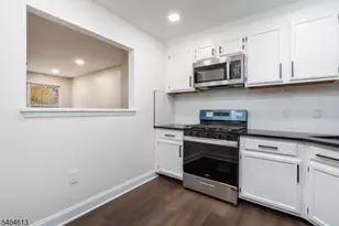 608 Dunn Cir, Bridgewater, NJ 08807 - Photo 9