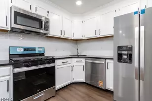 608 Dunn Cir, Bridgewater, NJ 08807 - Photo 7