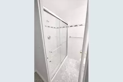 704-712 N Broad St #2C, Elizabeth, NJ 07208 - Photo 15