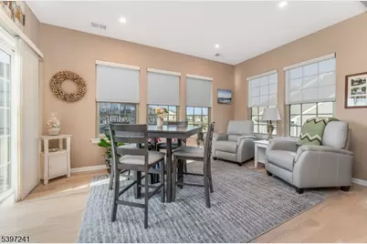 12 Barnett Road, Raritan Township, NJ 08822 - Photo 17