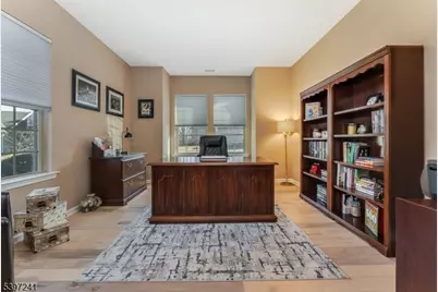 12 Barnett Road, Raritan Township, NJ 08822 - Photo 5