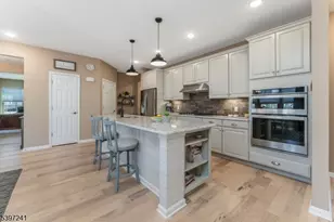 12 Barnett Rd, Raritan Township, NJ 08822 - Photo 9