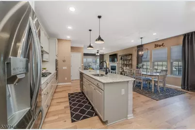 12 Barnett Road, Raritan Township, NJ 08822 - Photo 7