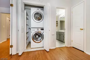 44 Littlewood Ct, Wayne Twp., NJ 07470 - Photo 13