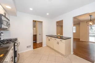 44 Littlewood Ct, Wayne Twp., NJ 07470 - Photo 5