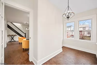 21 Eastern Pkwy, Newark, NJ 07106 - Photo 15