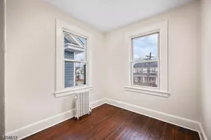 21 Eastern Pkwy, Newark, NJ 07106 - Photo 29