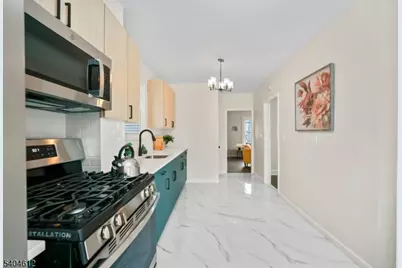 21 Eastern Pkwy, Newark, NJ 07106 - Photo 21