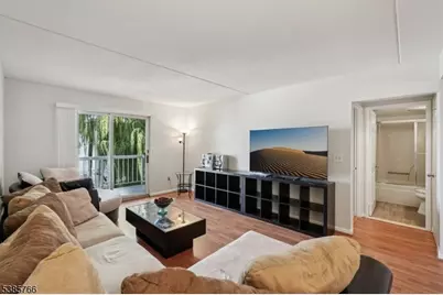 38 Moonachie Rd #116, Hackensack, NJ 07601 - Photo 3