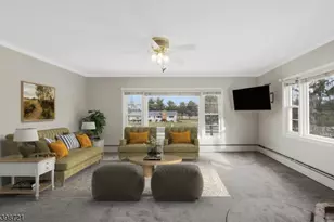 211 Reaville Rd, Raritan Township, NJ 08822 - Photo 5