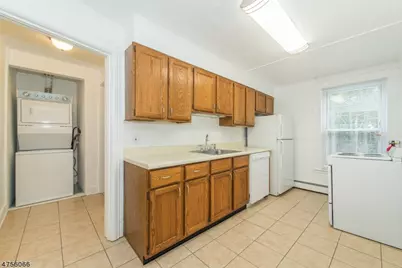 55 Madison St #3, Newton, NJ 07860 - Photo 5