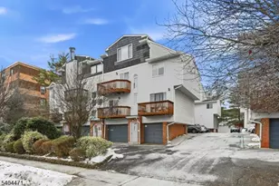 31 Fairmount Ave, Hackensack, NJ 07601 - Photo 1