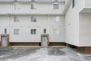 31 Fairmount Ave, Hackensack, NJ 07601 - Photo 5