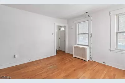 354 Hayward St, Orange, NJ 07050 - Photo 13