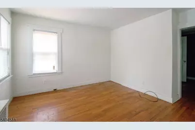 354 Hayward St, Orange, NJ 07050 - Photo 7