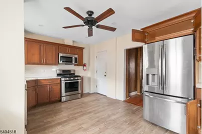 354 Hayward St, Orange, NJ 07050 - Photo 3