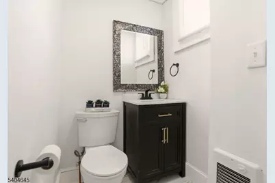 207 Brighton Ave, East Orange, NJ 07017 - Photo 15