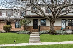 135 Cynthia Dr, Mansfield Township, NJ 07840 - Photo 1