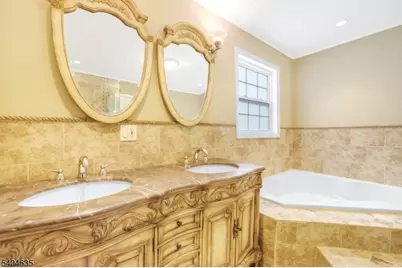 585 Mount Prospect Ave, Clifton, NJ 07012 - Photo 23