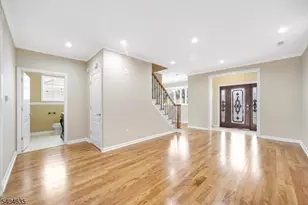 585 Mt Prospect Ave, Clifton, NJ 07012 - Photo 7