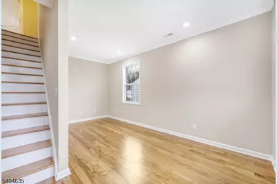 585 Mount Prospect Ave, Clifton, NJ 07012 - Photo 11