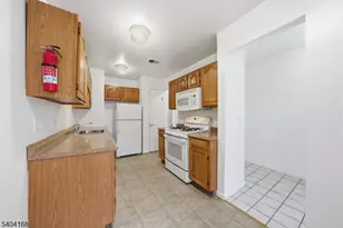 4 Deer Hill Ct, Boonton Town, NJ 07005 - Photo 3