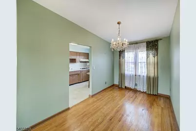 5 Clare Ct, Manville, NJ 08835 - Photo 9